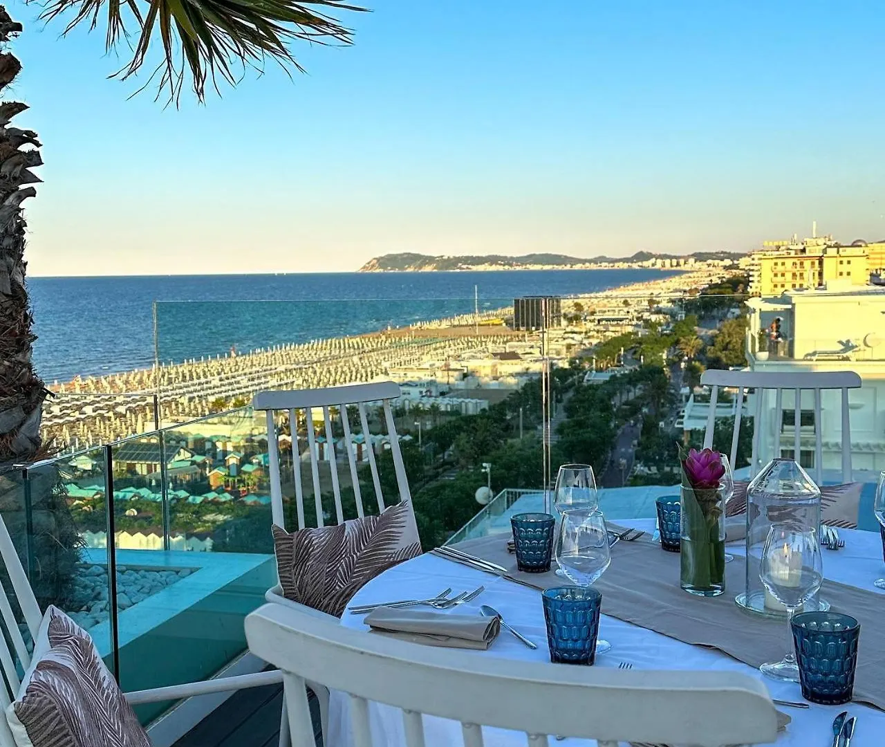 Hotel Lungomare Riccione 4*,