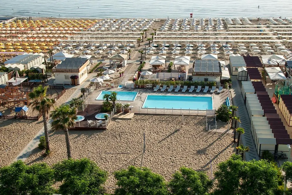 Hotel Lungomare Riccione Italia